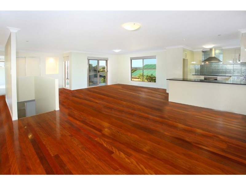 52 Armstrong Way, Highland Park QLD 4211