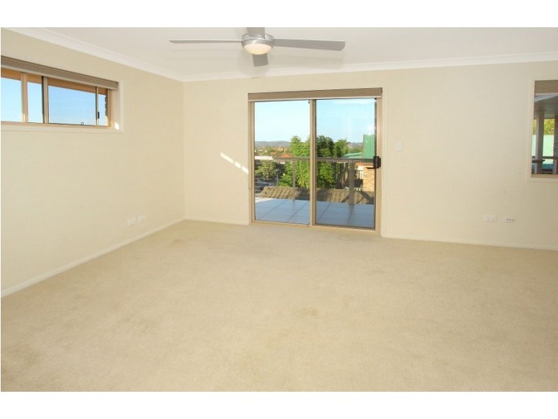 52 Armstrong Way, Highland Park QLD 4211