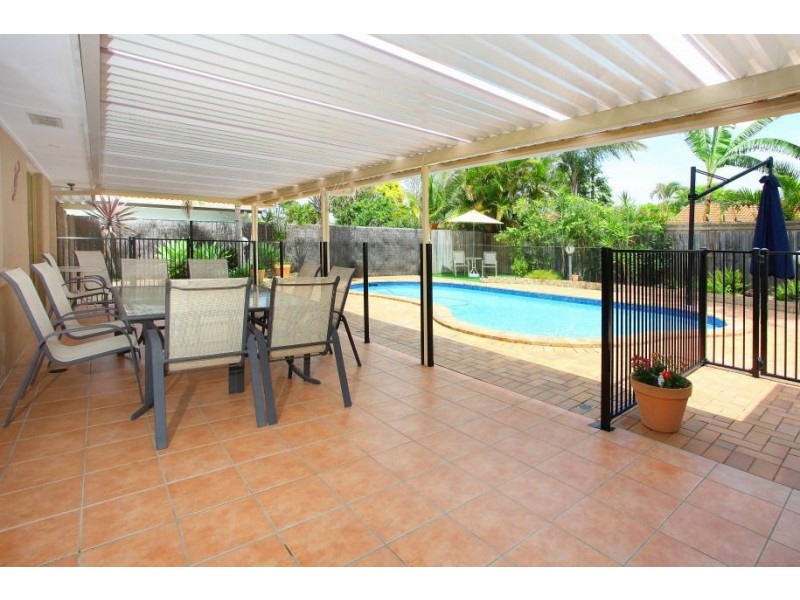 119 Newport Dr, Robina QLD 4226