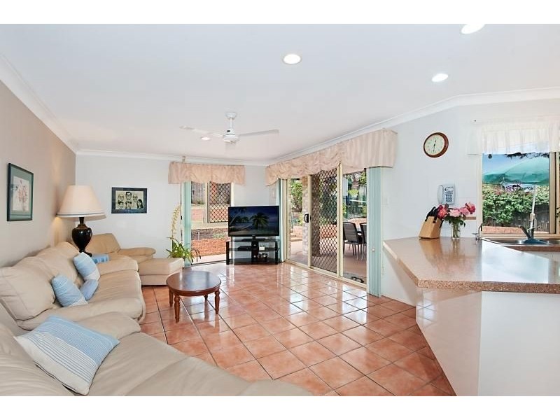 1 Mornington Tce, Robina QLD 4226