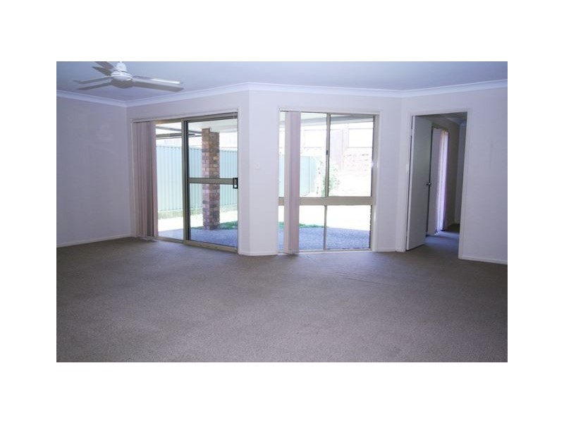 1/46 Cheltenham Drive, Robina QLD 4226