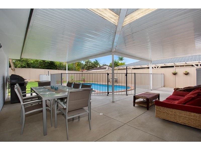 3 Mosman Rd, Robina QLD 4226