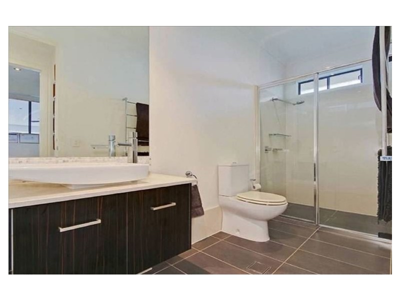 17 Castello Cct, Varsity Lakes QLD 4227