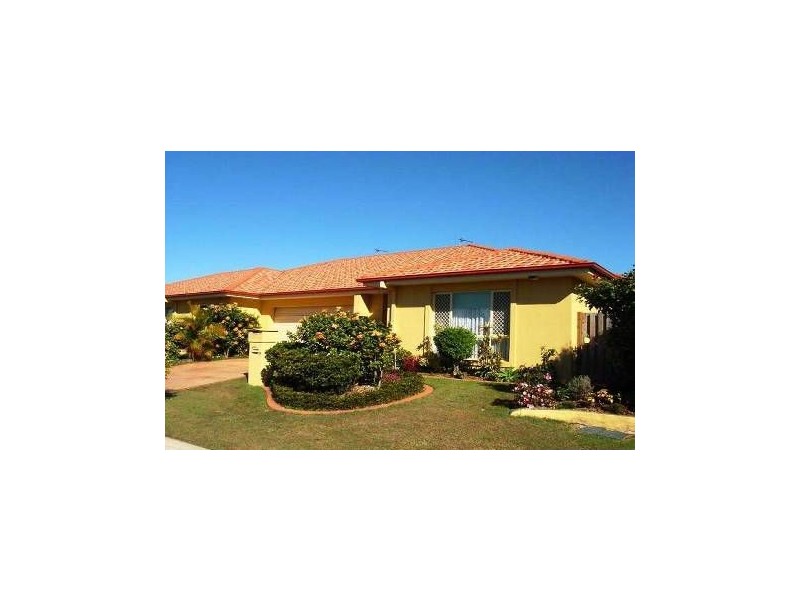 2/15 Leopardwood Cct, Robina QLD 4226