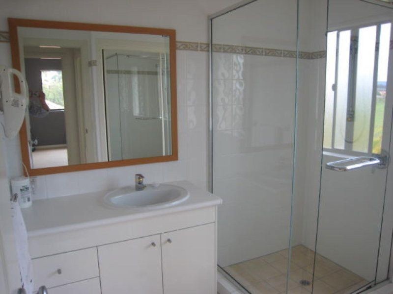 3/85 Palm Meadows Dr, Carrara QLD 4211