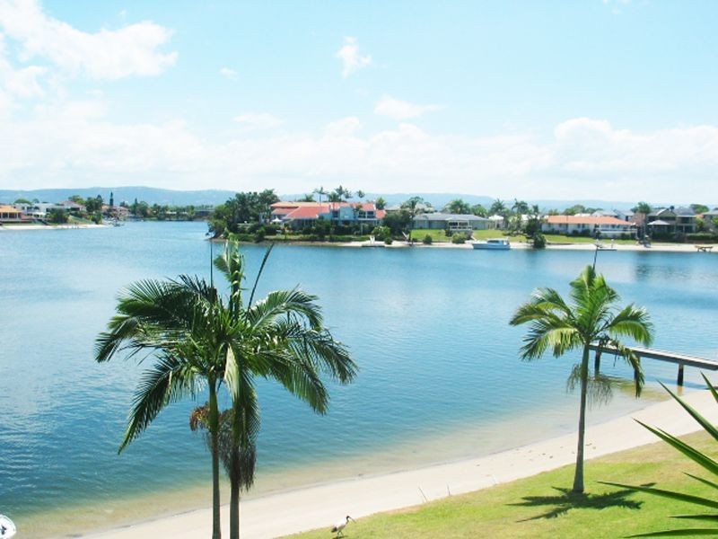 Mermaid Waters QLD 4218