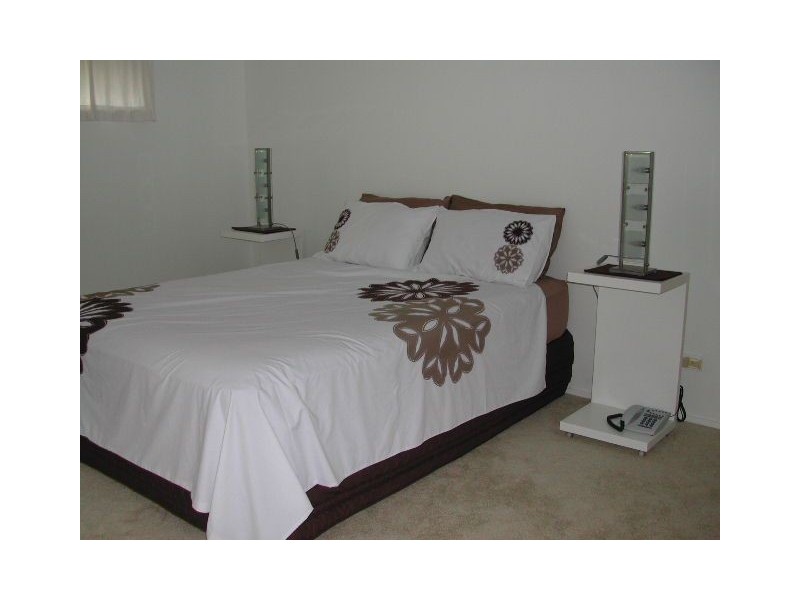 3 Beecroft Place, Robina QLD 4226