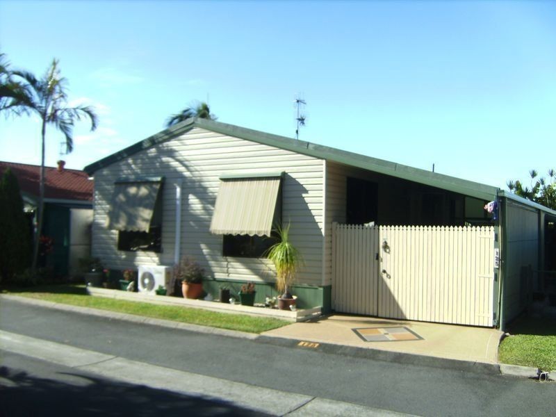 125/3 Township Dr, Burleigh Heads QLD 4220