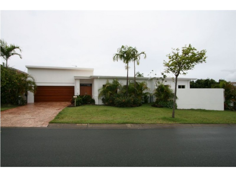 46 Heights Drive, Robina QLD 4226