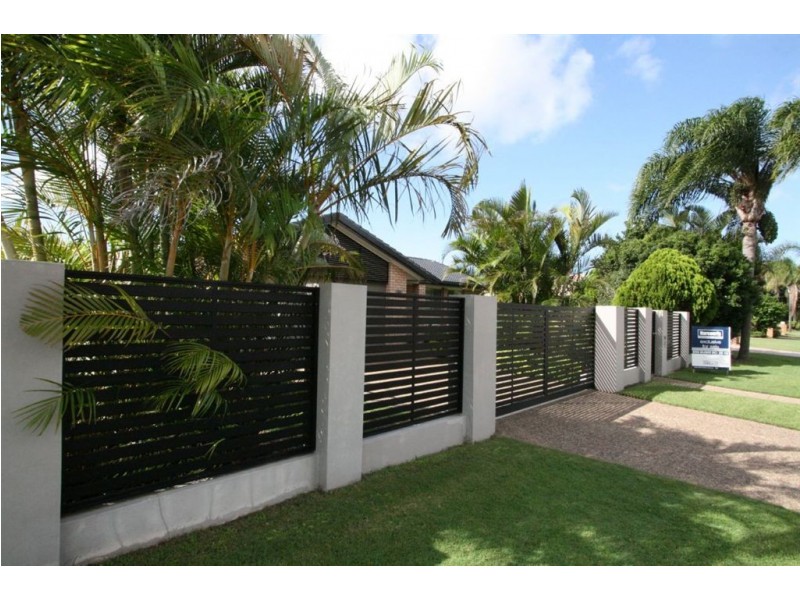 119 Santa Cruz Boulevard, Clear Island Waters QLD 4226