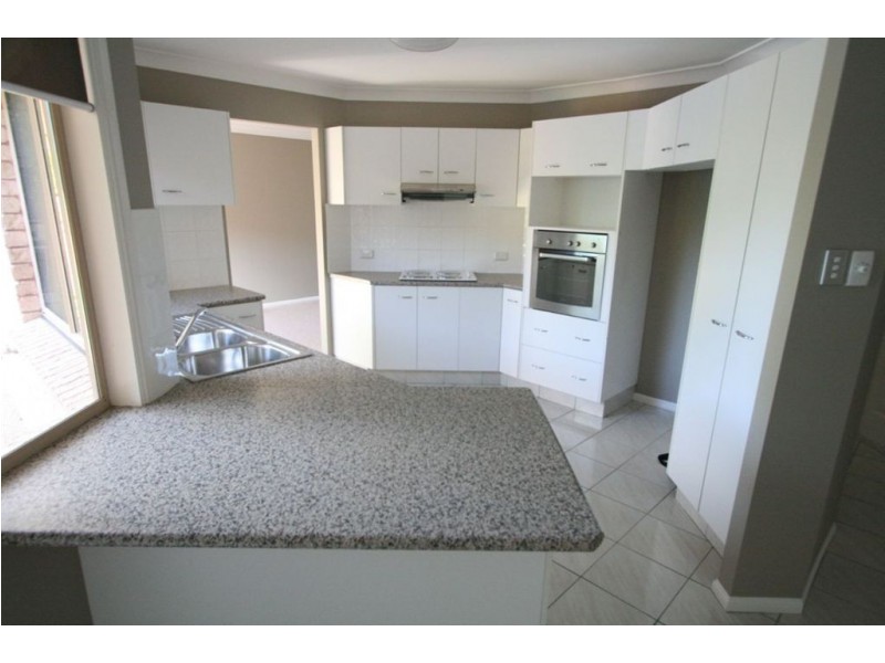 119 Santa Cruz Boulevard, Clear Island Waters QLD 4226