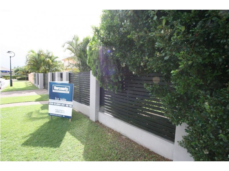 119 Santa Cruz Boulevard, Clear Island Waters QLD 4226