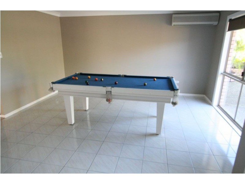 119 Santa Cruz Boulevard, Clear Island Waters QLD 4226