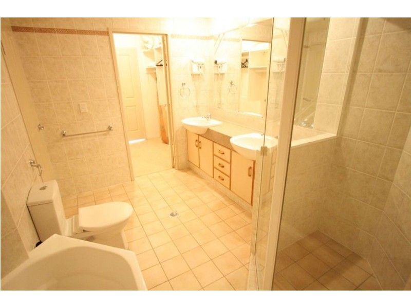 20/3400 Surfers Paradise Boulevard, Surfers Paradise QLD 4217