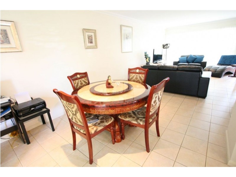 5/20 Fairway Drive, Clear Island Waters QLD 4226