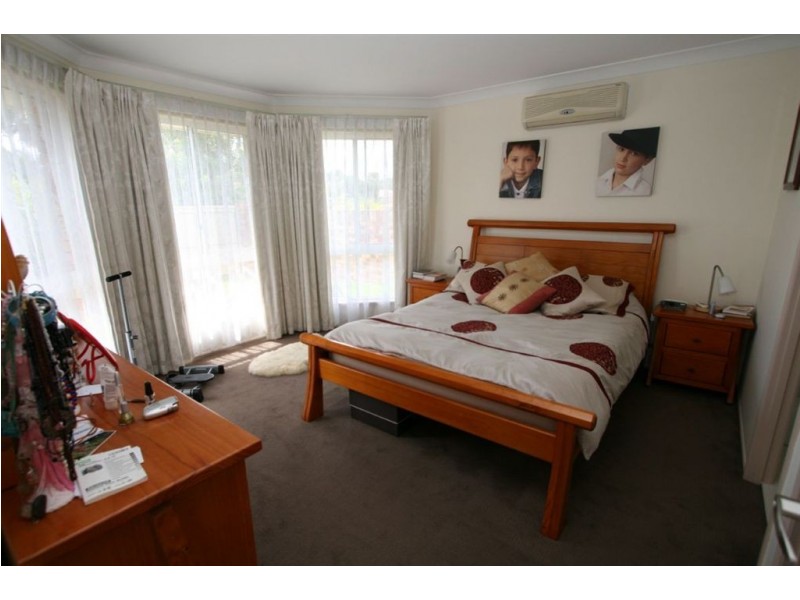 43 Stanford Avenue, Varsity Lakes QLD 4227