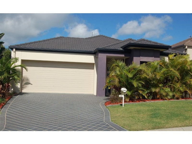 33 Campelles Avenue, Varsity Lakes QLD 4227