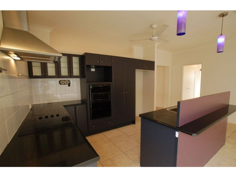 3 Rafael Place, Varsity Lakes QLD 4227