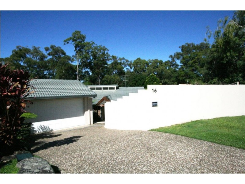 16 Federal Place, Robina QLD 4226