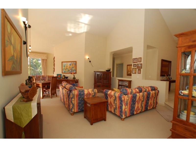 3 Duxton Drive, Varsity Lakes QLD 4227