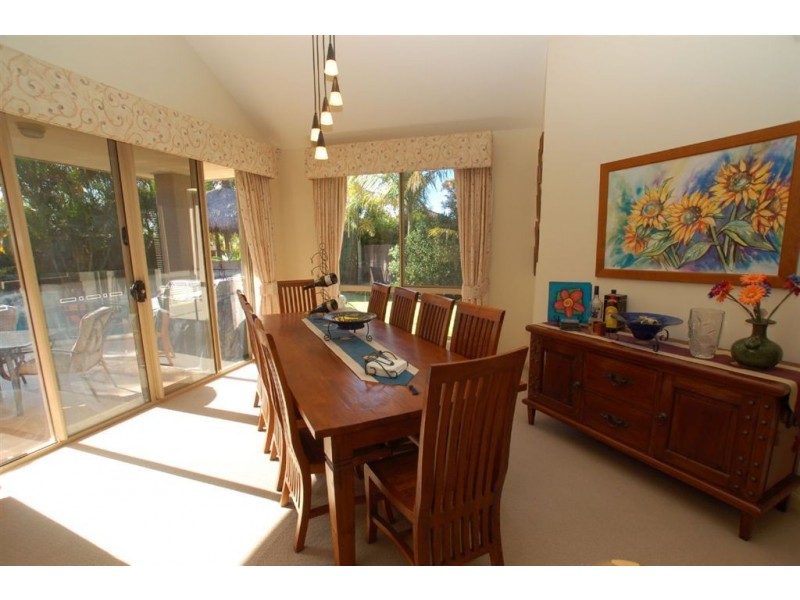 3 Duxton Drive, Varsity Lakes QLD 4227