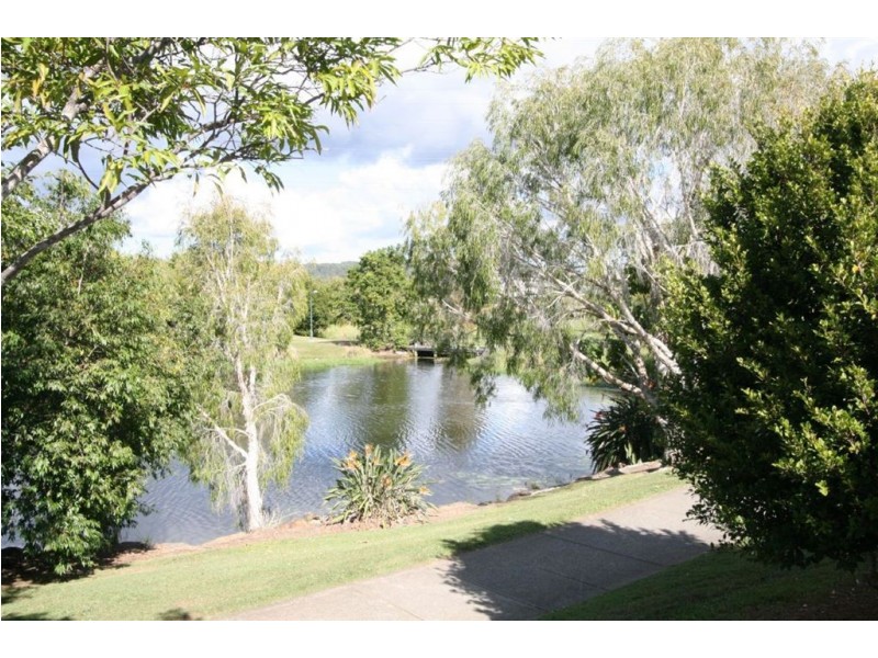 5 Fan Road, Robina QLD 4226