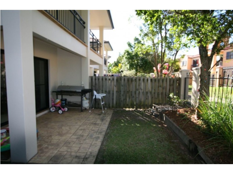 17/226 Cheltenham Drive, Robina QLD 4226