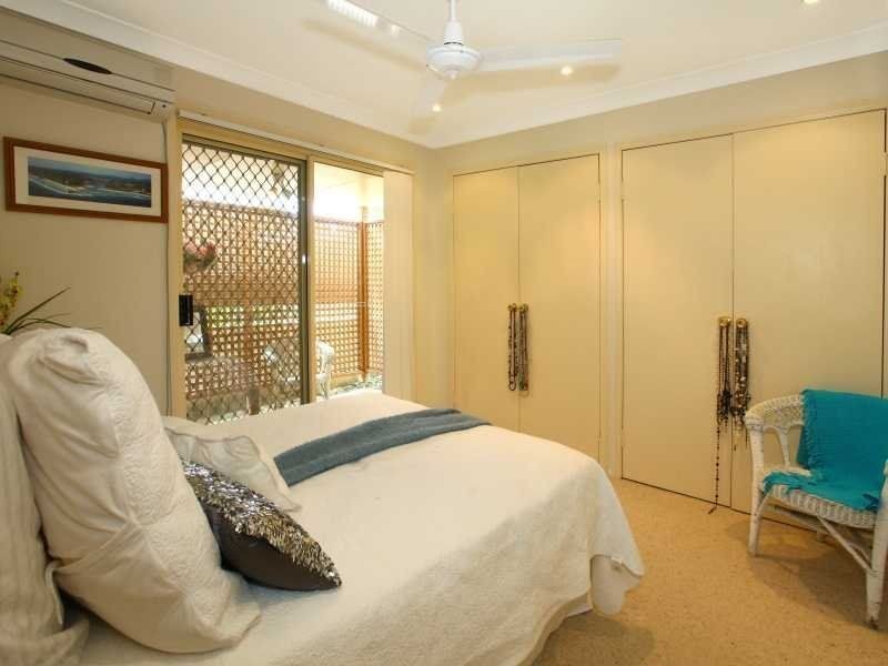 18 Birkdale Street, Robina QLD 4226