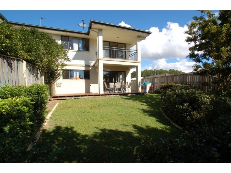 25a Geraldton Drive, Varsity Lakes QLD 4227