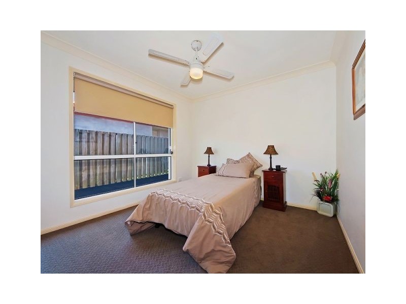 4 Rice Place, Varsity Lakes QLD 4227