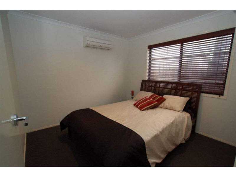 7 Hillridge Cres, Varsity Lakes QLD 4227