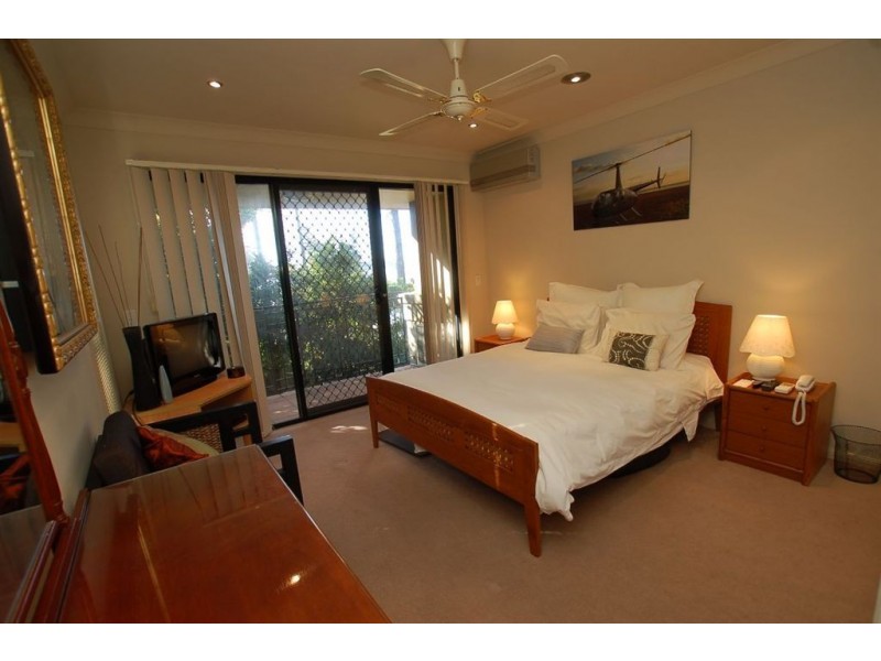 8/44 Pine Valley Drive, Varsity Lakes QLD 4227