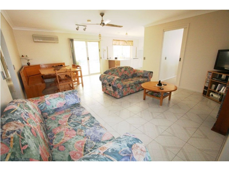 16 Firestone Ct, Robina QLD 4226