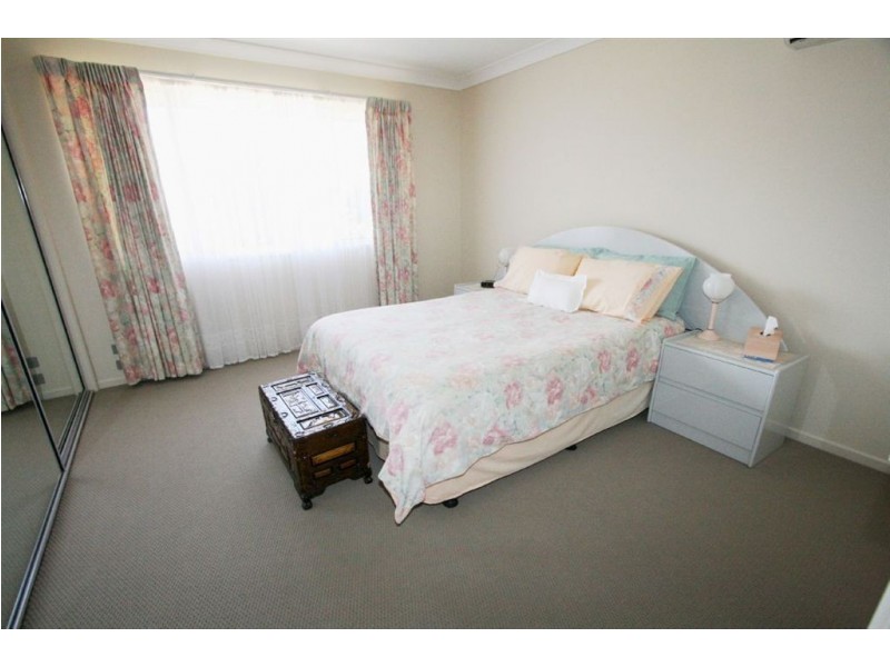 16 Firestone Ct, Robina QLD 4226