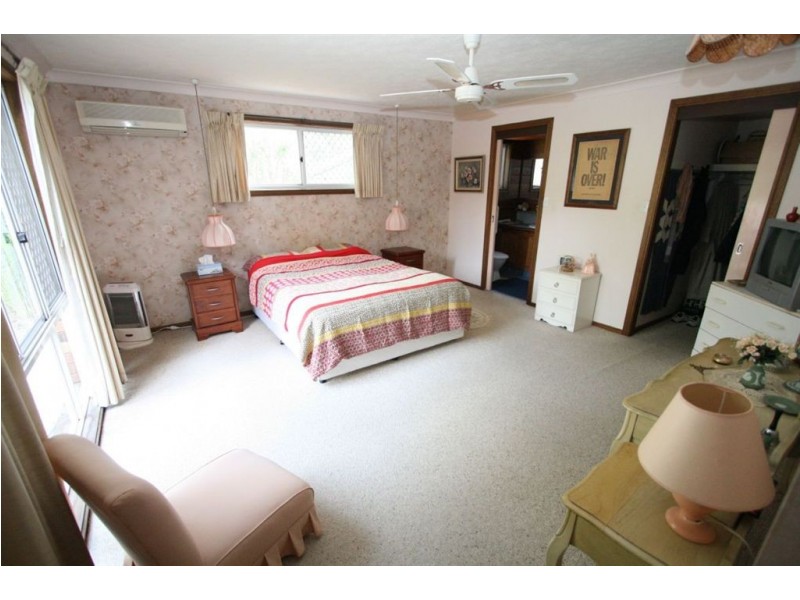 5 Manly Dr, Robina QLD 4226