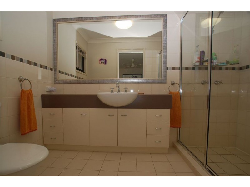 12/44 Pine Valley Dr, Robina QLD 4226