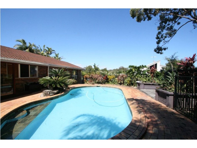 10 Dundee Ct, Robina QLD 4226