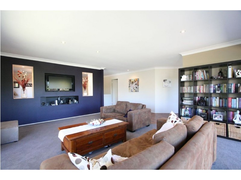 10 Dundee Ct, Robina QLD 4226