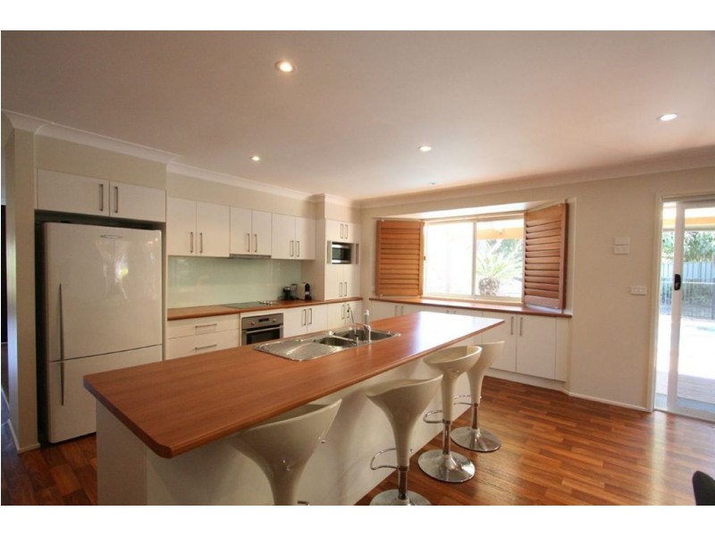 10 Dundee Ct, Robina QLD 4226