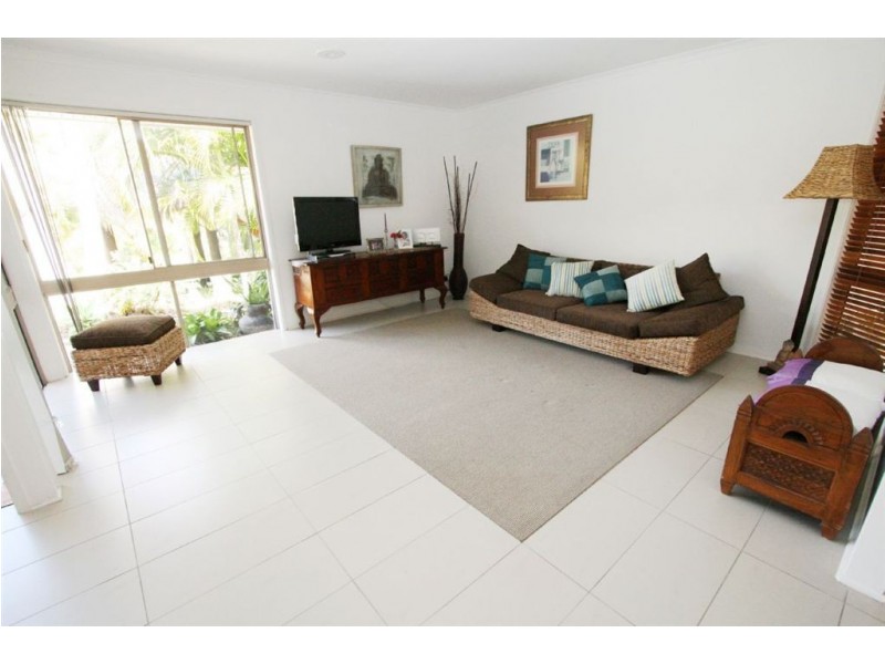 18 Carnoustie Ct, Robina QLD 4226