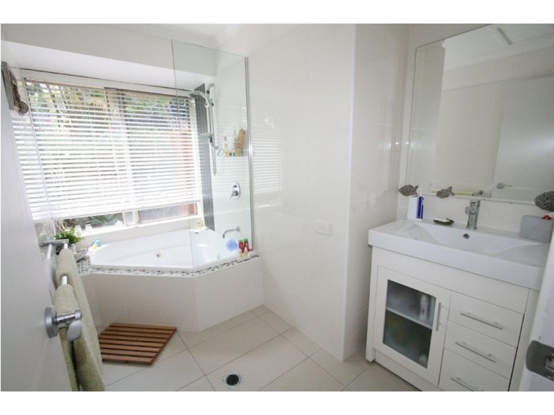 18 Carnoustie Ct, Robina QLD 4226