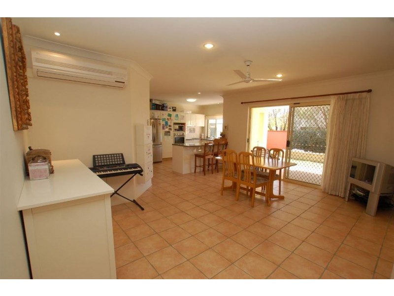 16 Torrey Pl, Robina QLD 4226