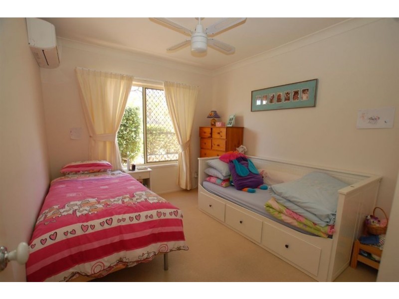 16 Torrey Pl, Robina QLD 4226