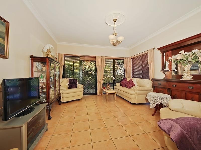 22 Gerona Cct, Varsity Lakes QLD 4227