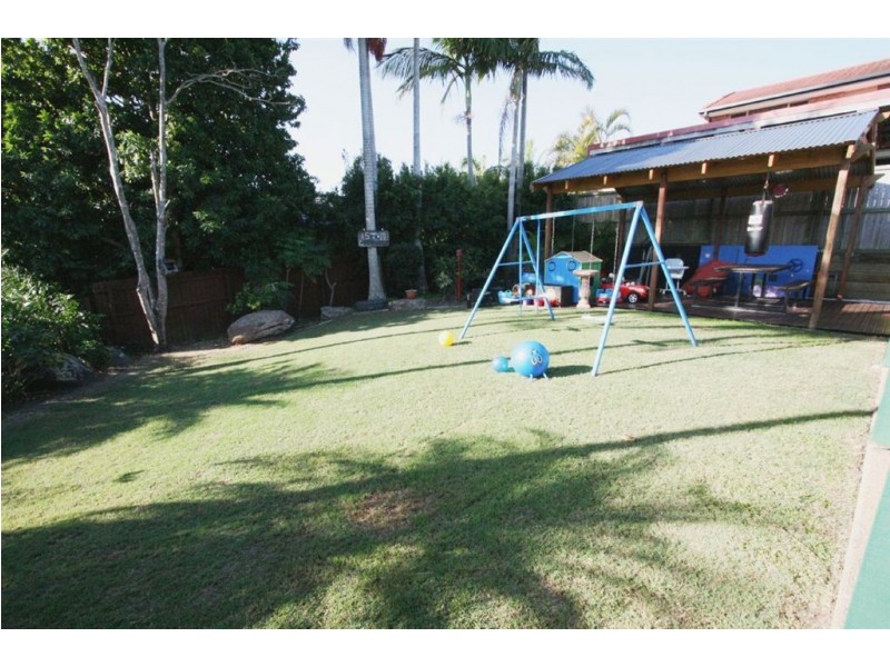 1 Kooyoonga Ct, Robina QLD 4226