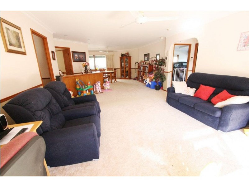 1 Kooyoonga Ct, Robina QLD 4226