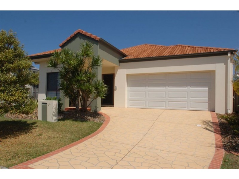 33 Majorca Cr, Varsity Lakes QLD 4227