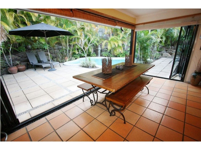 85 Glen Eagles Dr, Robina QLD 4226