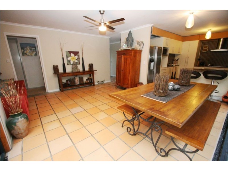 85 Glen Eagles Dr, Robina QLD 4226