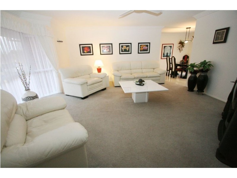 13 Anglesea Ct, Robina QLD 4226